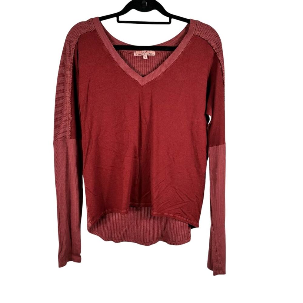 Redhaute Red Long Sleeve V Neck Waffle Knit Top Medium